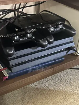 PS4 Console