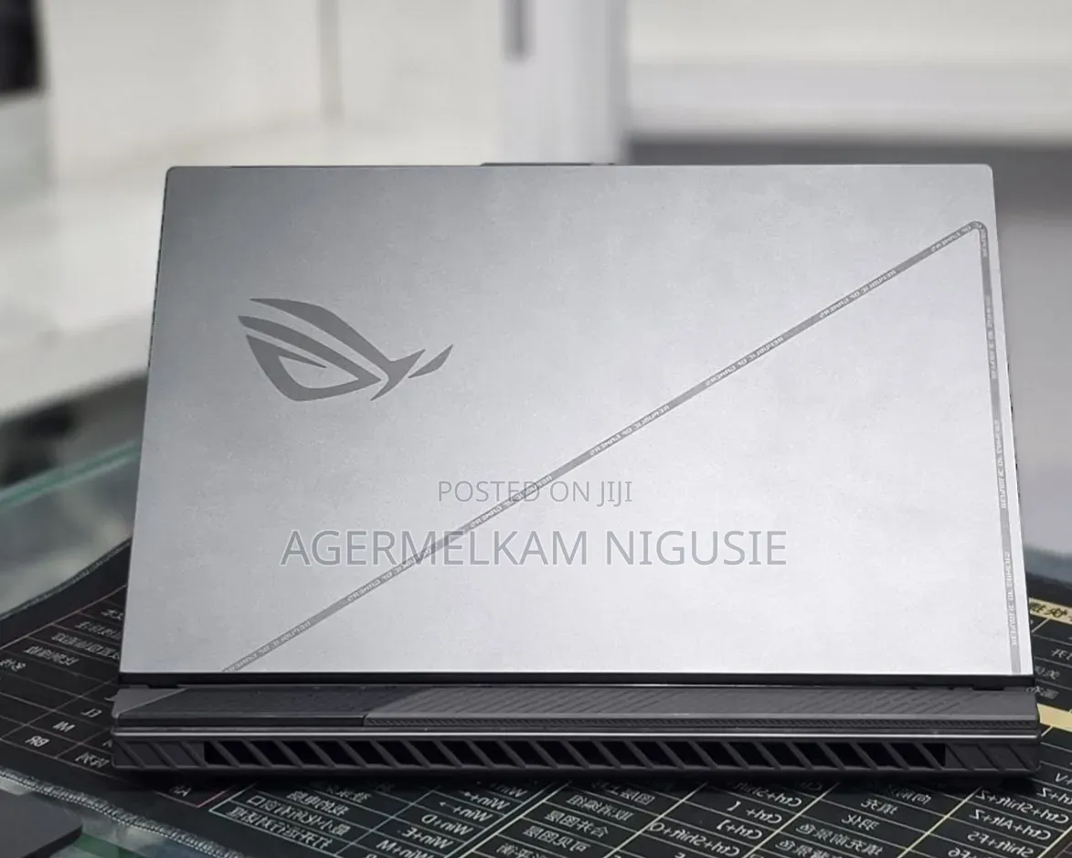 New Laptop Asus ROG Strix G16 G614 16GB Intel Core i5 SSD 512GB