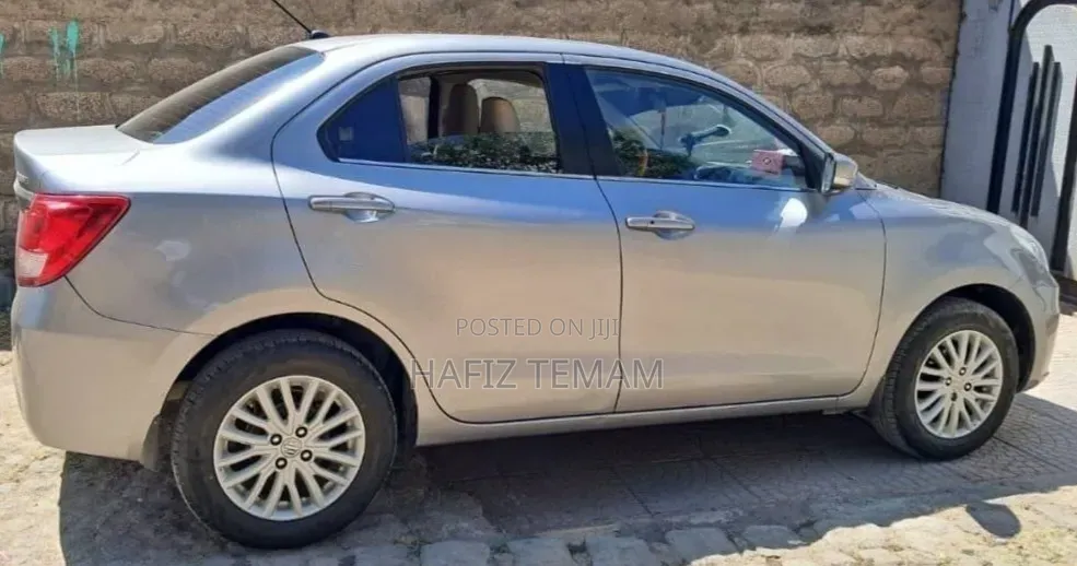 Suzuki Dzire 2022 Gray