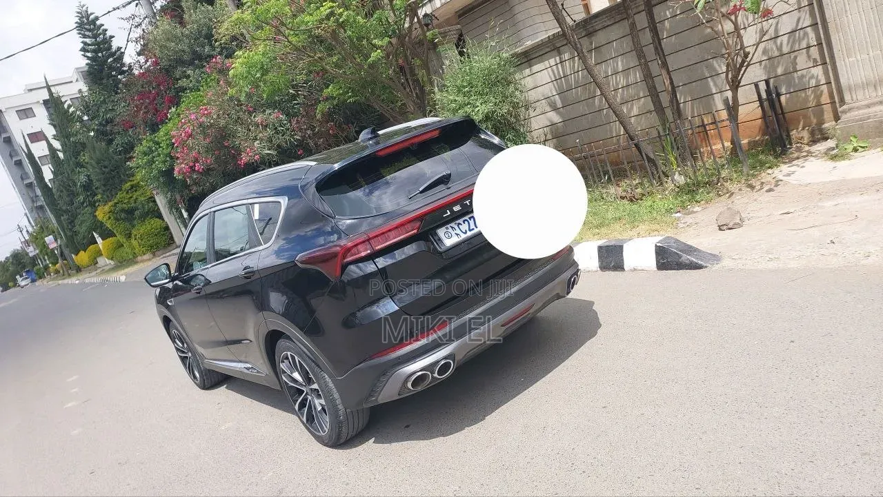 Jetour X70 1.5 7-Seater FWD 2022 Matt Black