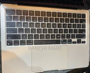 New Laptop Apple MacBook Air 2022 M2 16GB Apple M2 SSD 1T