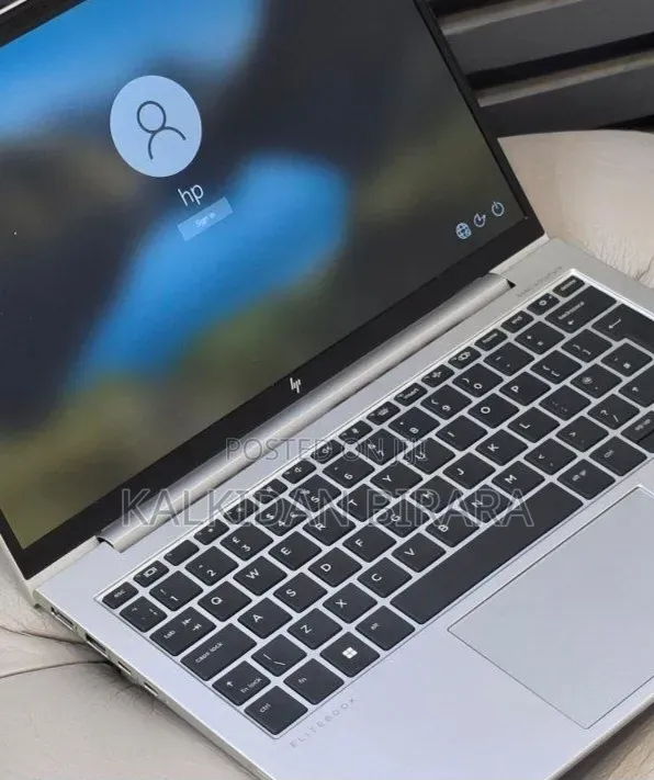 New Laptop HP EliteBook 1030 16GB Intel Core i5 SSD 512GB