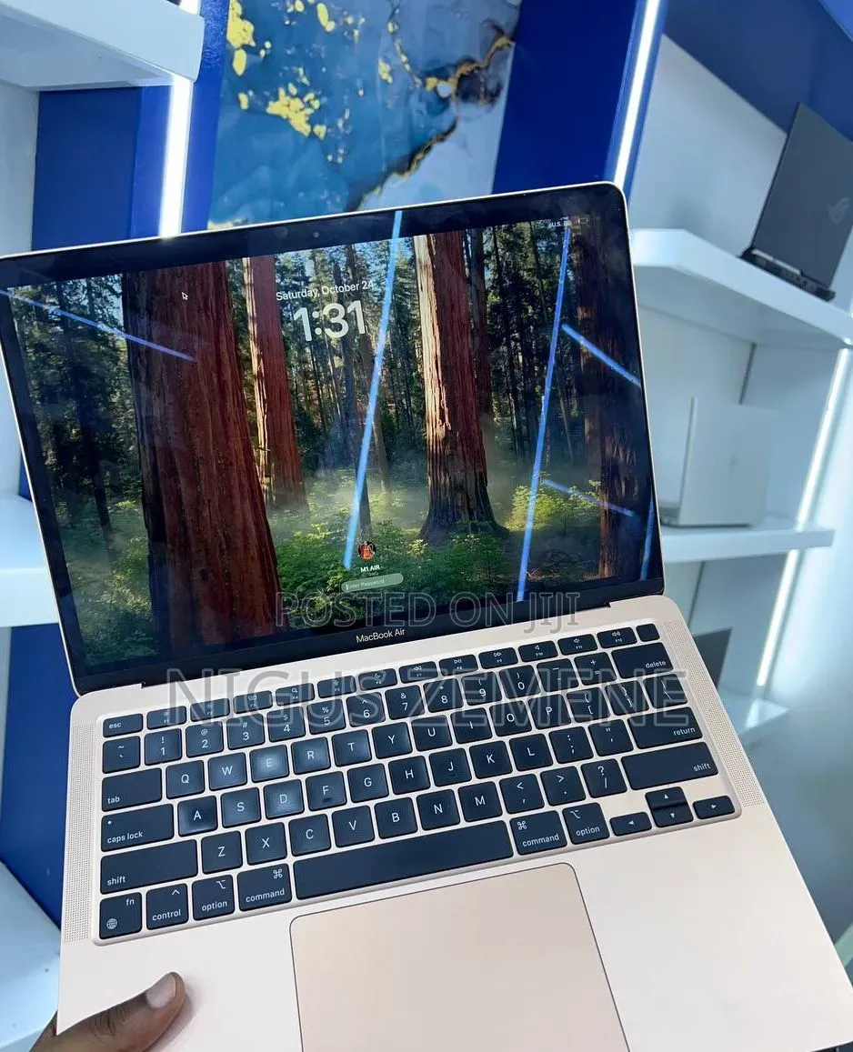 New Laptop Apple MacBook Air 2020 M1 8GB Apple M1 SSD 256GB