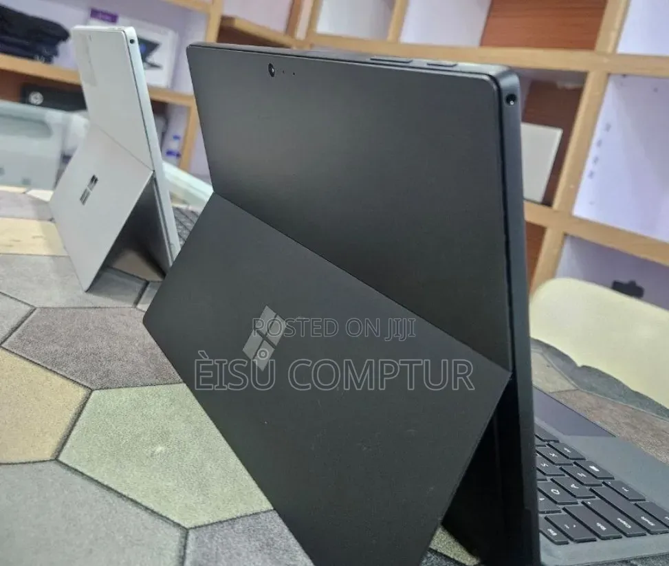 New Laptop Microsoft Surface Laptop 6 16GB Intel Core i7 SSD 512GB