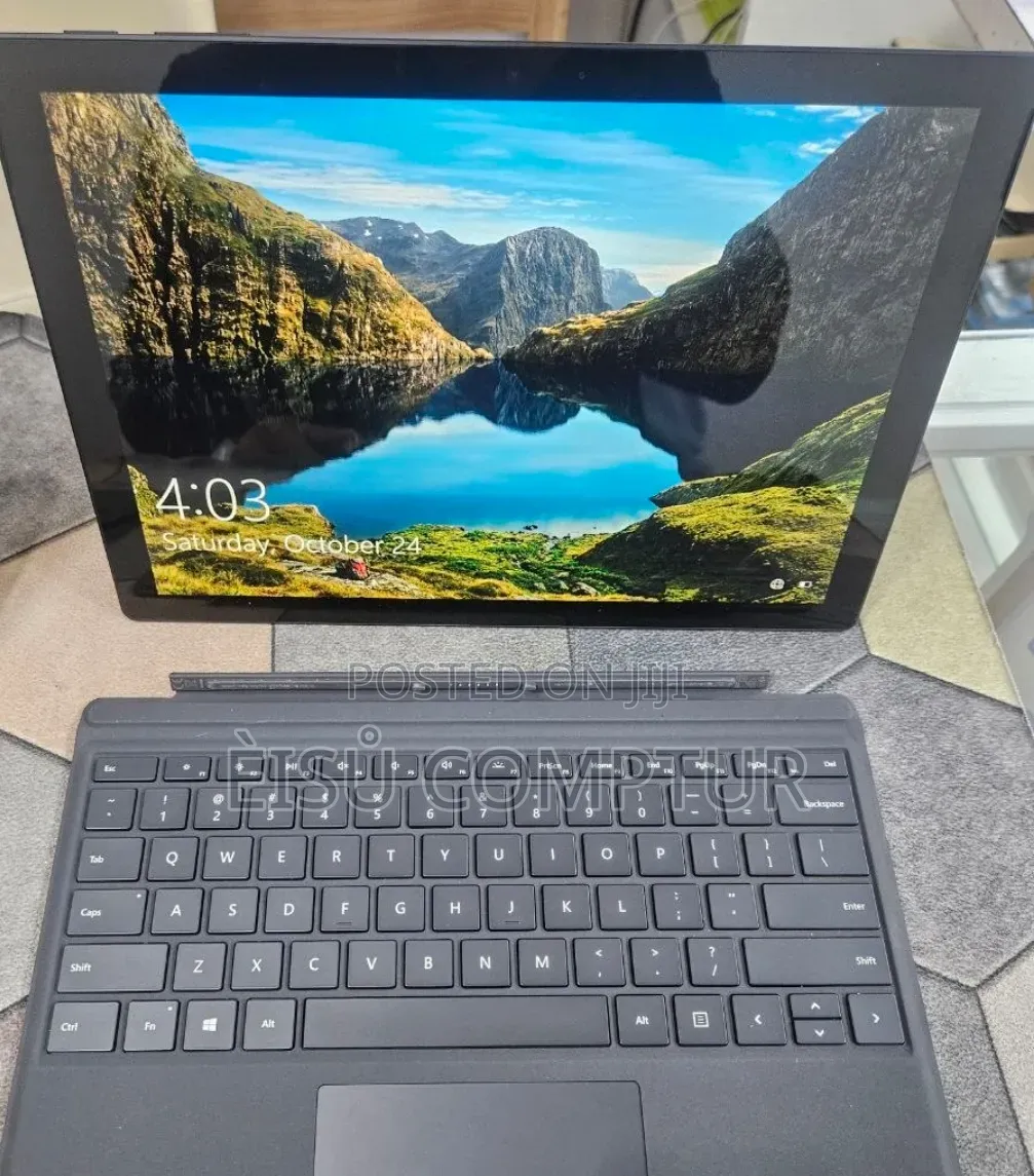 New Laptop Microsoft Surface Laptop 6 16GB Intel Core i7 SSD 512GB