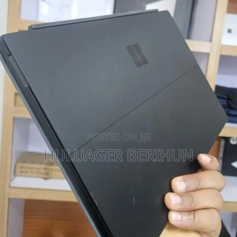 New Laptop Microsoft Surface Pro 6 16GB Intel Core i7 SSD 512GB