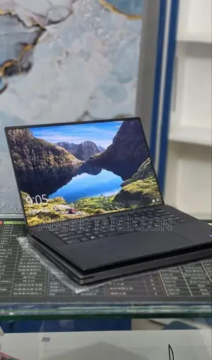 New Laptop Dell Precision 5540 16GB Intel Core i7 SSD 1T