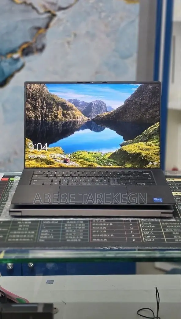 New Laptop Dell Precision 5540 16GB Intel Core i7 SSD 1T