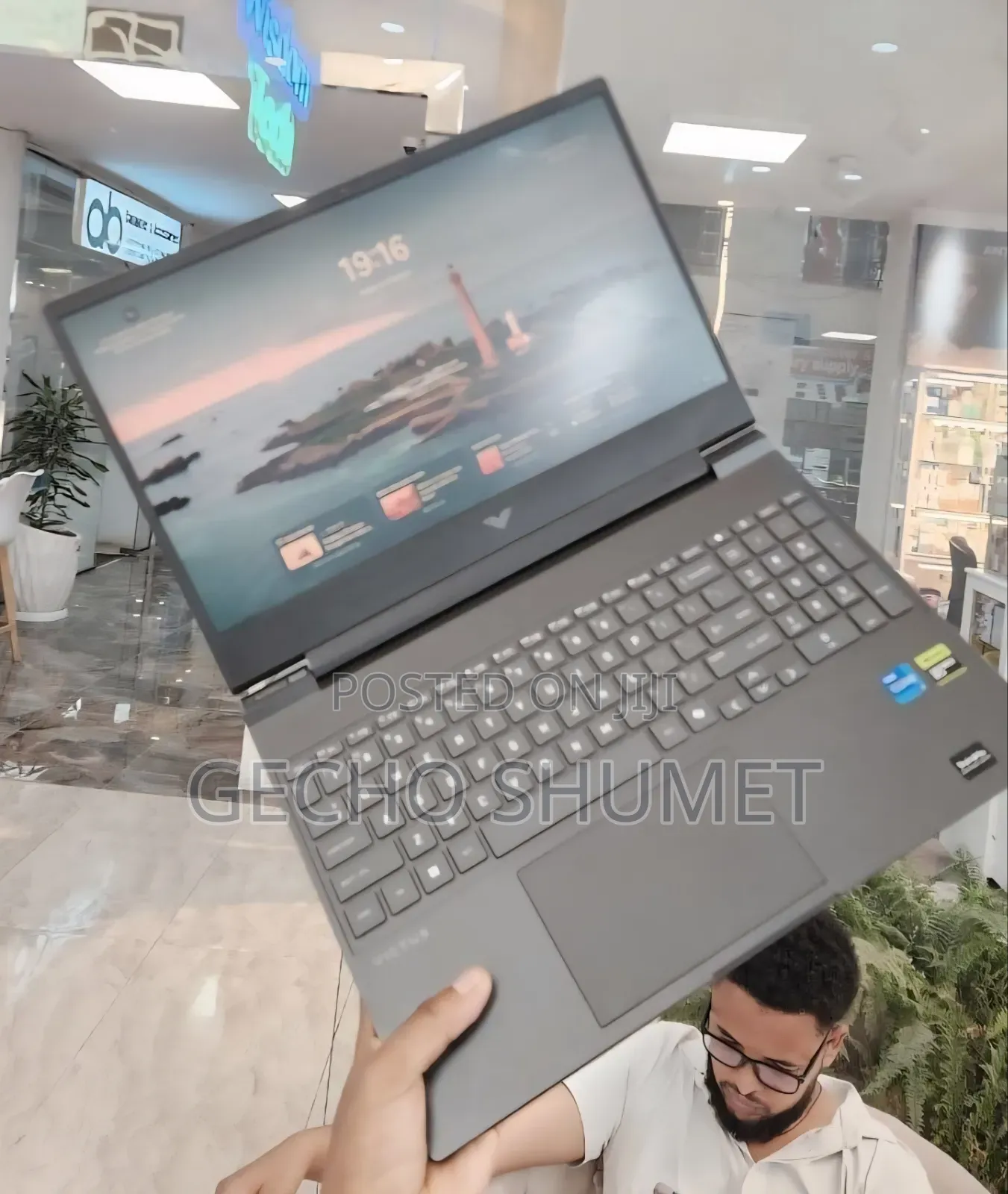 New Laptop HP Victus 15 16GB Intel Core i7 SSD 1T