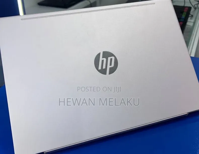 New Laptop HP Pavilion 14 8GB Intel Core i5 SSD 512GB