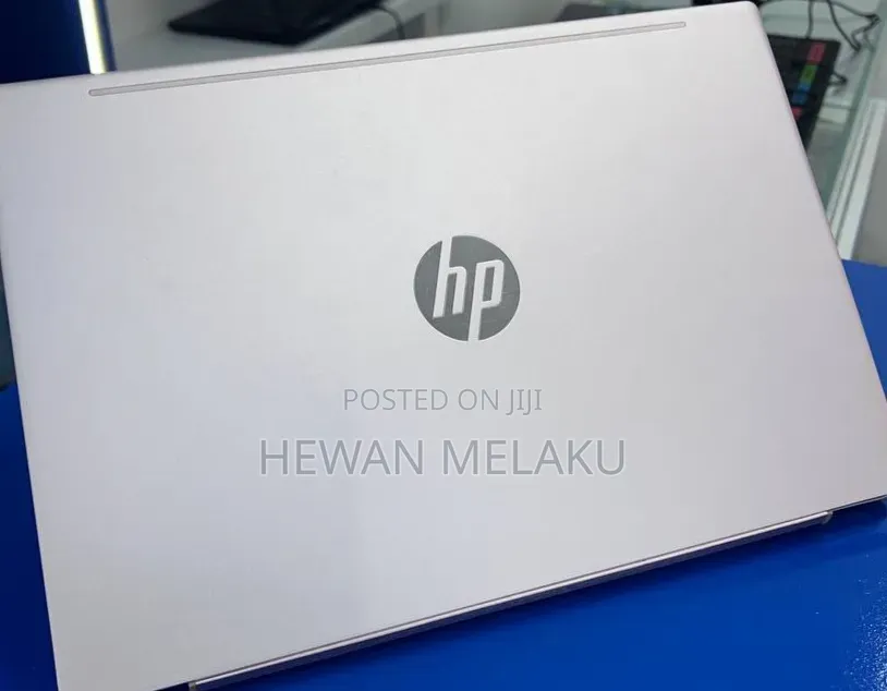 New Laptop HP Pavilion 14 8GB Intel Core i5 SSD 512GB