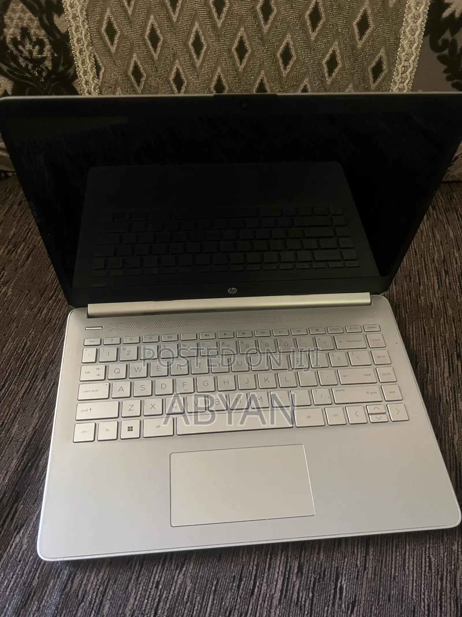 Laptop HP 14S 8GB AMD Ryzen 3 SSD 128GB