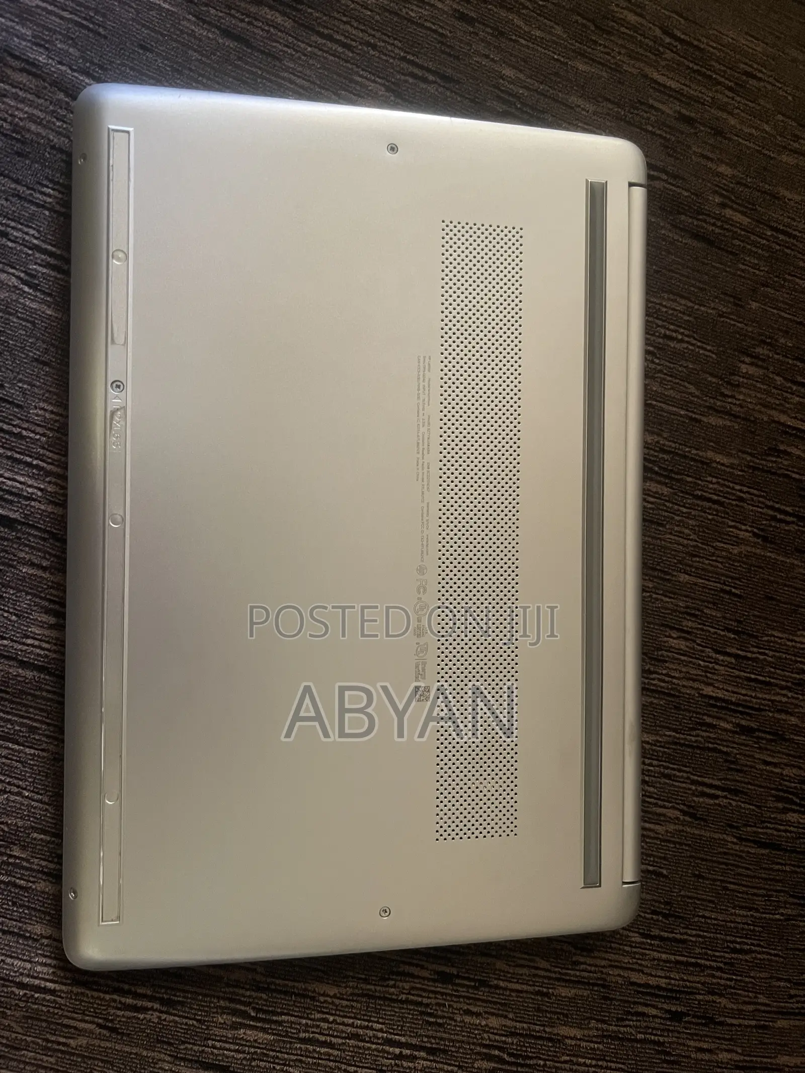 Laptop HP 14S 8GB AMD Ryzen 3 SSD 128GB