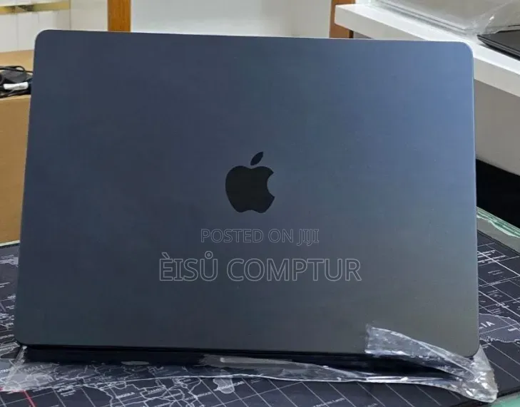 New Laptop Apple MacBook Air 2026 M5 16GB Apple M5 SSD 512GB