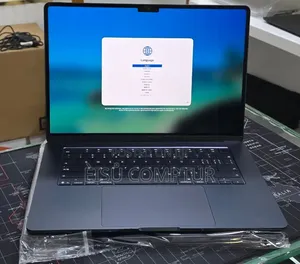 New Laptop Apple MacBook Air 2026 M5 16GB Apple M5 SSD 512GB