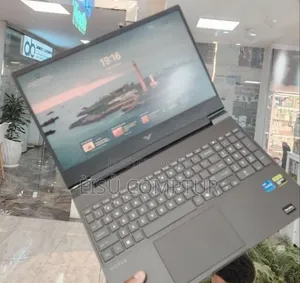 New Laptop HP Victus 15 16GB Intel Core i7 SSD 1T
