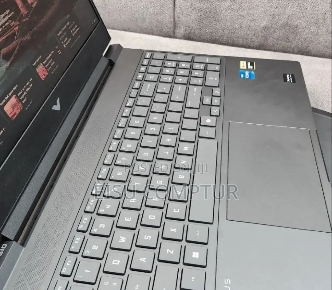 New Laptop HP Victus 15 16GB Intel Core i7 SSD 1T