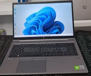 New Laptop HP ZBook Fury 17 G7 16GB Intel Core i7 SSD 512GB