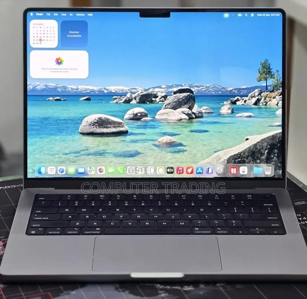 New Laptop Apple MacBook Pro 2021 M1 32GB Intel Core i7 SSD 512GB