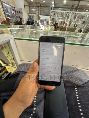 Apple iPhone 7 Plus 32 GB Black