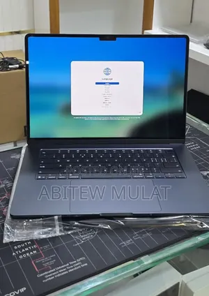 New Laptop Apple MacBook Air 2026 M5 16GB Apple M5 SSD 512GB