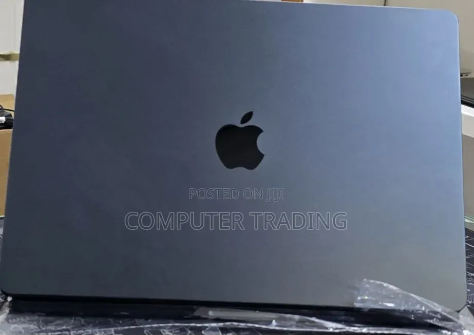 New Laptop Apple MacBook Air 2026 M5 16GB Intel Core i7 SSD 512GB