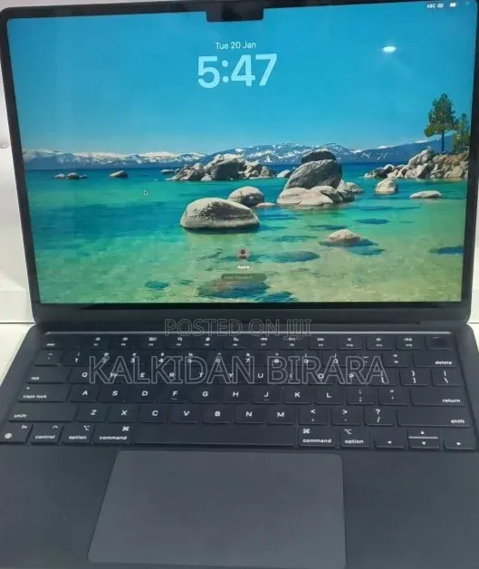 New Laptop Apple MacBook Air 2022 M2 8GB Apple M2 SSD 256GB