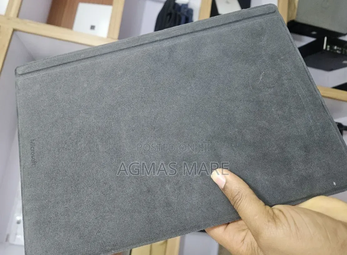 New Laptop Microsoft Surface Pro 6 16GB Intel Core i7 SSD 512GB