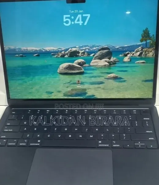 New Laptop Apple MacBook Air 2022 M2 8GB Apple M2 SSD 256GB
