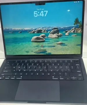 New Laptop Apple MacBook Air 2022 M2 8GB Apple M2 SSD 256GB