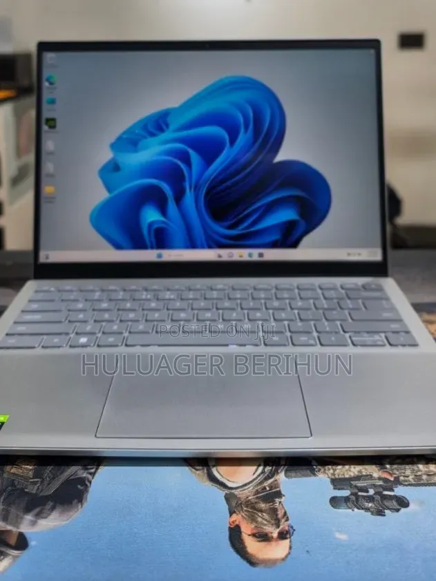 New Laptop Dell Inspiron 15 16GB Intel Core i7 SSD 512GB
