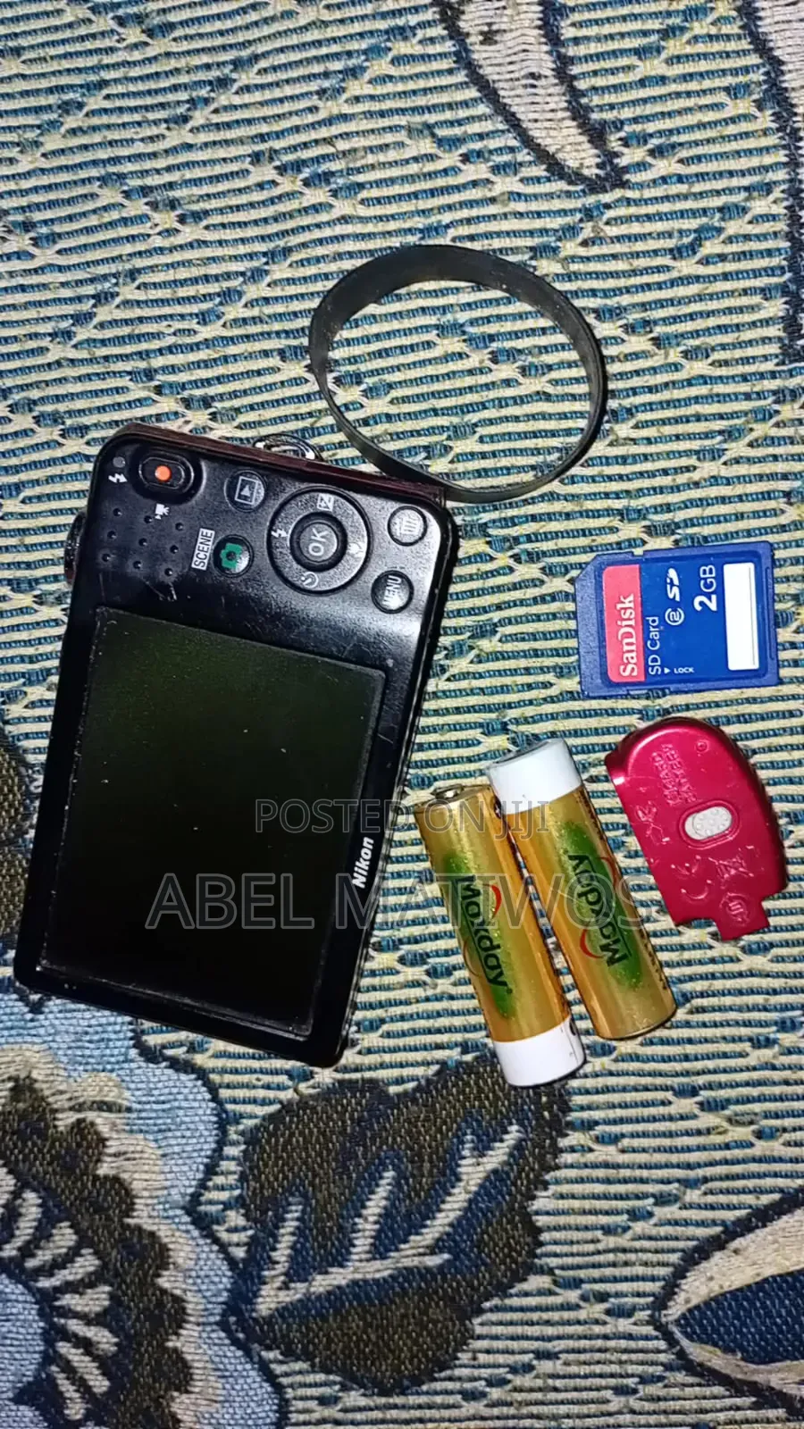 Nikon Colipix L28 Mini Camera Red Color