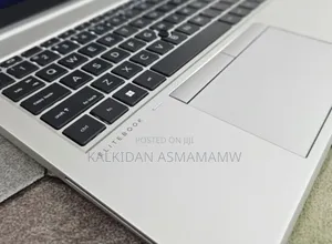New Laptop HP ZBook Firefly 15 G7 16GB Intel Core i7 SSD 512GB