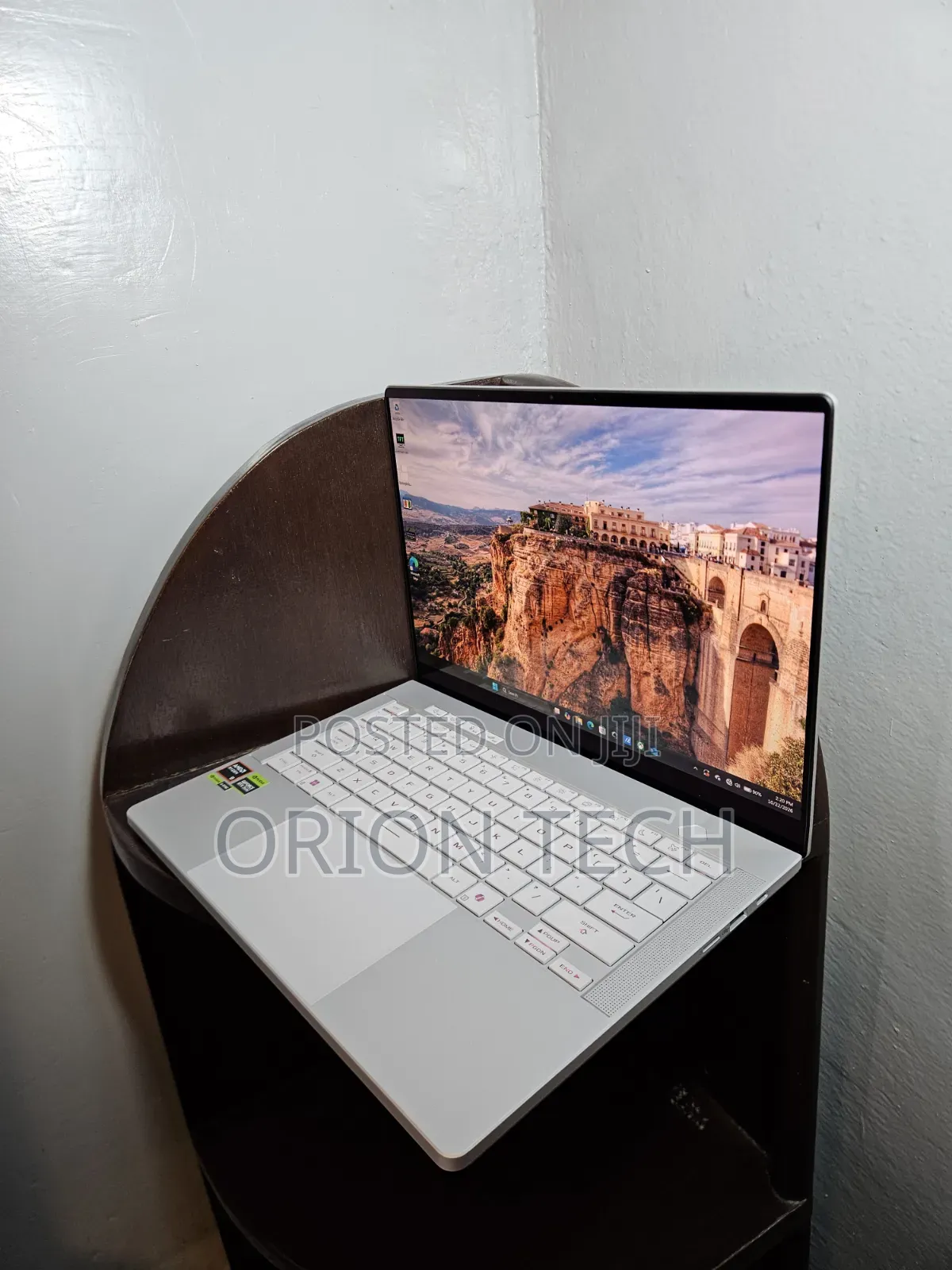 New Laptop Asus ROG Zephyrus G14 16GB AMD Ryzen 9 SSD 1T