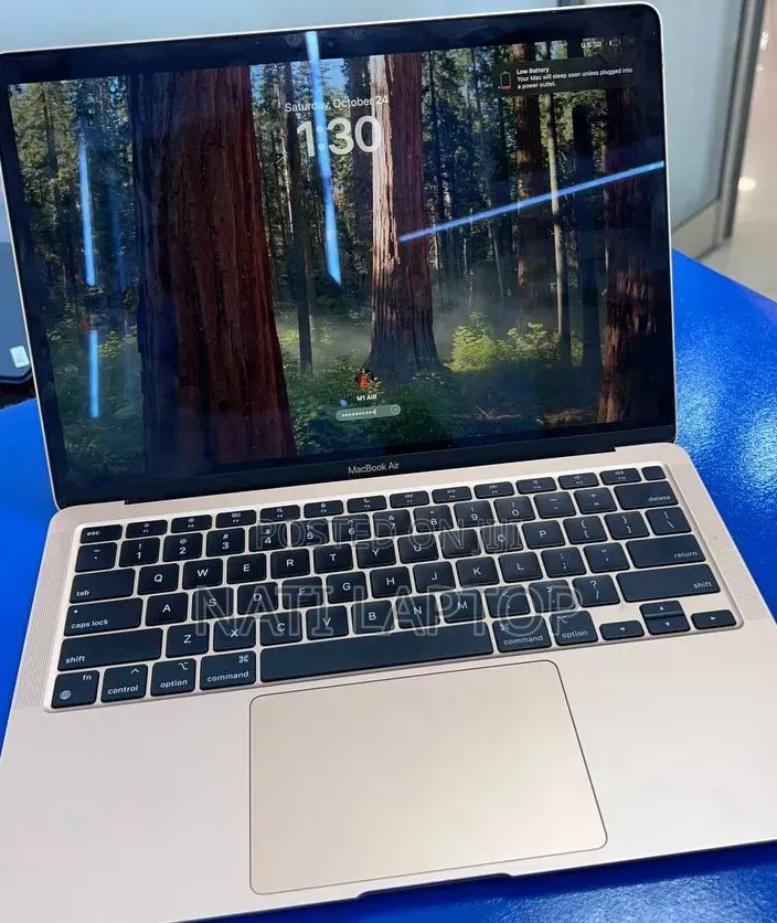 New Laptop Apple MacBook Air 2020 M1 8GB Apple M1 SSD 256GB
