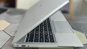 New Laptop HP ZBook Firefly 15 G7 16GB Intel Core i7 SSD 512GB