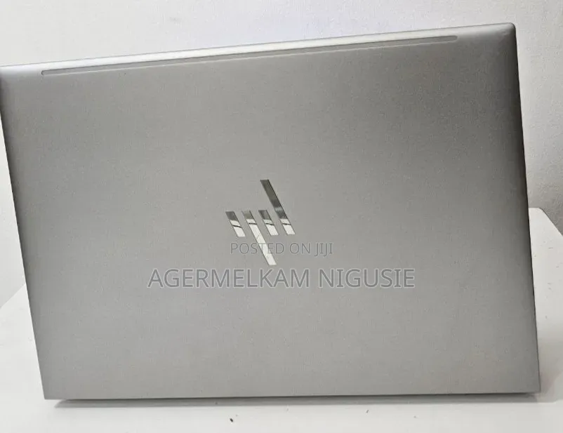 New Laptop HP ZBook Studio x360 15 G6 16GB Apple M1 SSD 512GB