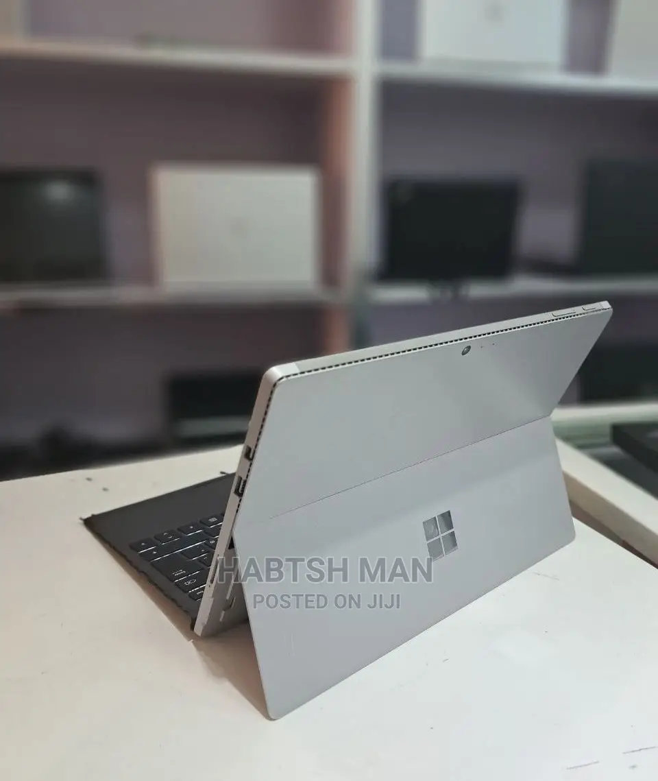 New Laptop Microsoft Surface Pro 4 16GB Intel Core I7 SSD 256GB