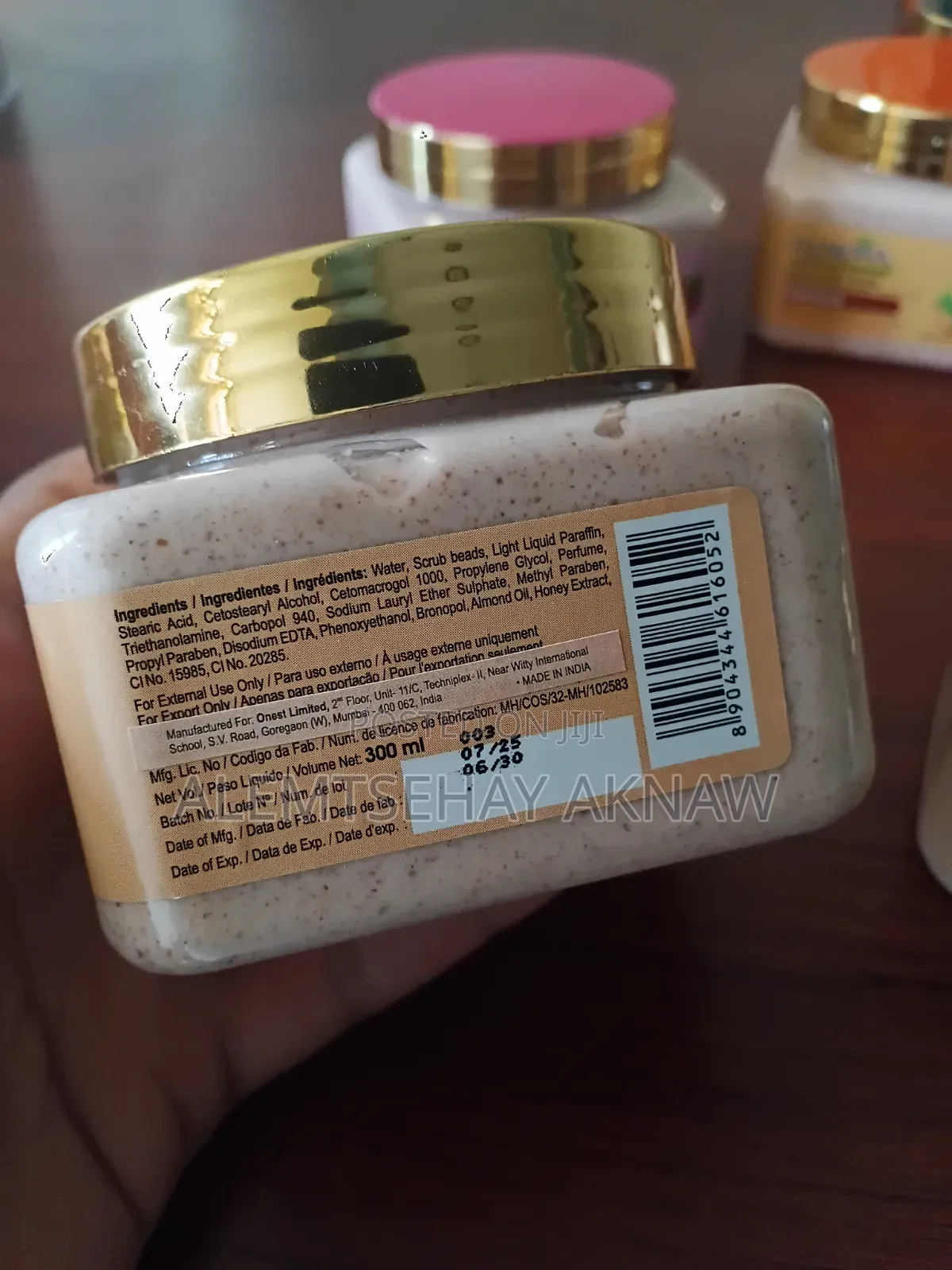 Florona Face and Body Scrub