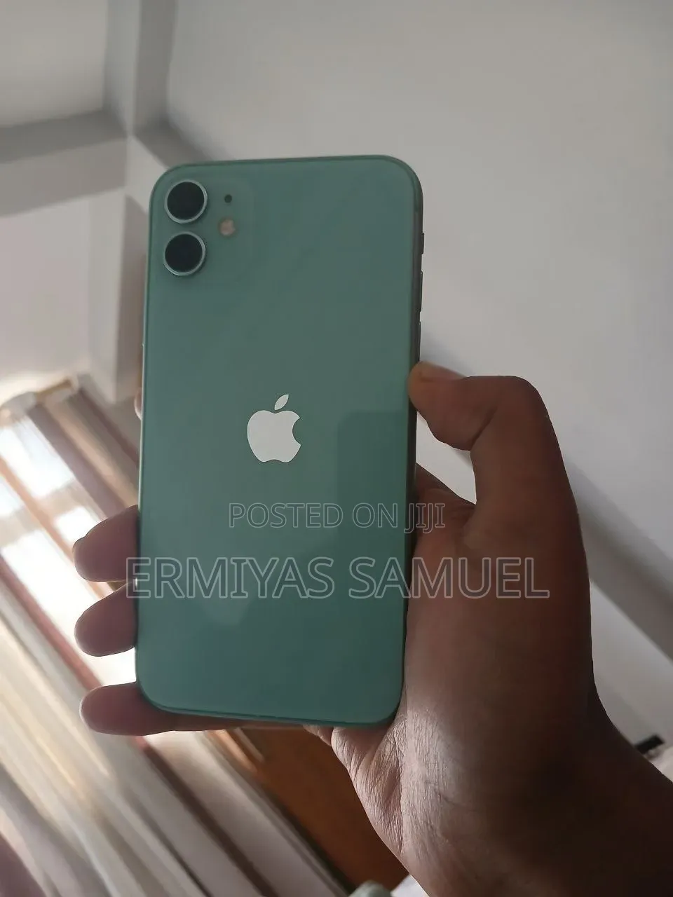 Apple iPhone 11 64 GB Green