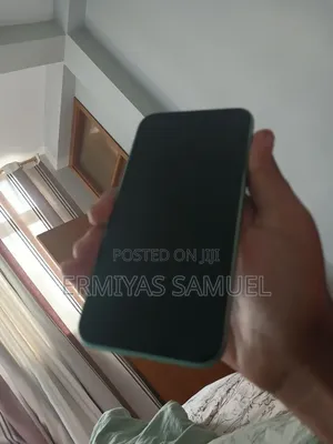 Apple iPhone 11 64 GB Green
