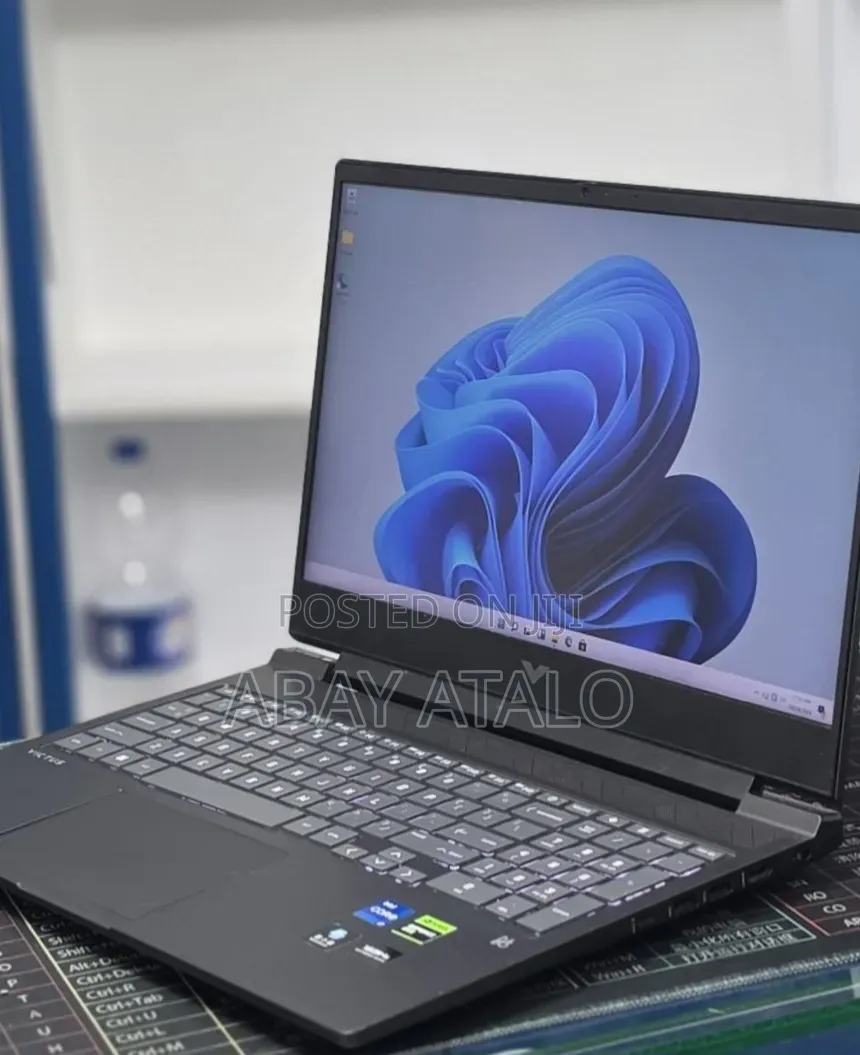 New Laptop HP Victus 16 16GB Intel Core i7 SSD 1T