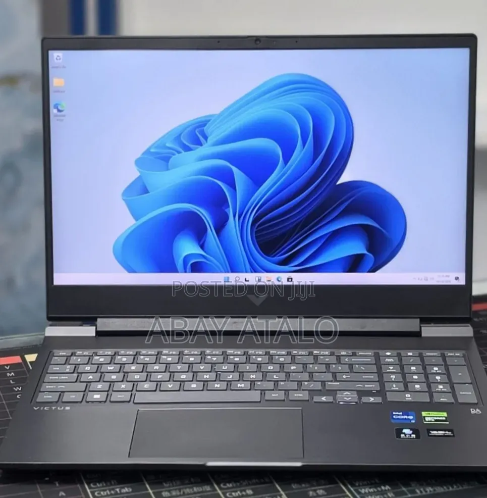 New Laptop HP Victus 16 16GB Intel Core i7 SSD 1T