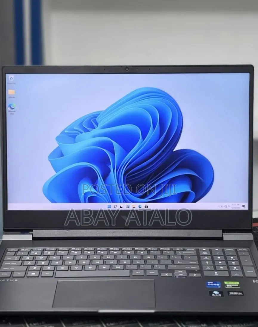 New Laptop HP Victus 16 16GB Intel Core i7 SSD 1T