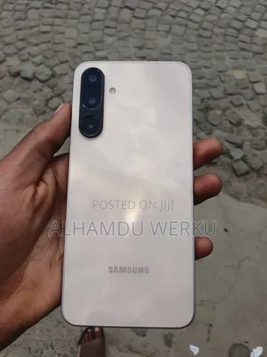 Samsung Galaxy M17 5G 128 GB Rose Gold