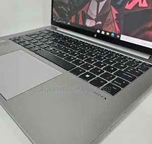 New Laptop HP ZBook Firefly 14 G10 16GB Intel Core i7 SSD 512GB