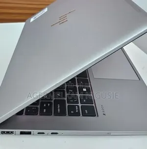 New Laptop HP ZBook Firefly 14 G10 16GB Intel Core i7 SSD 512GB