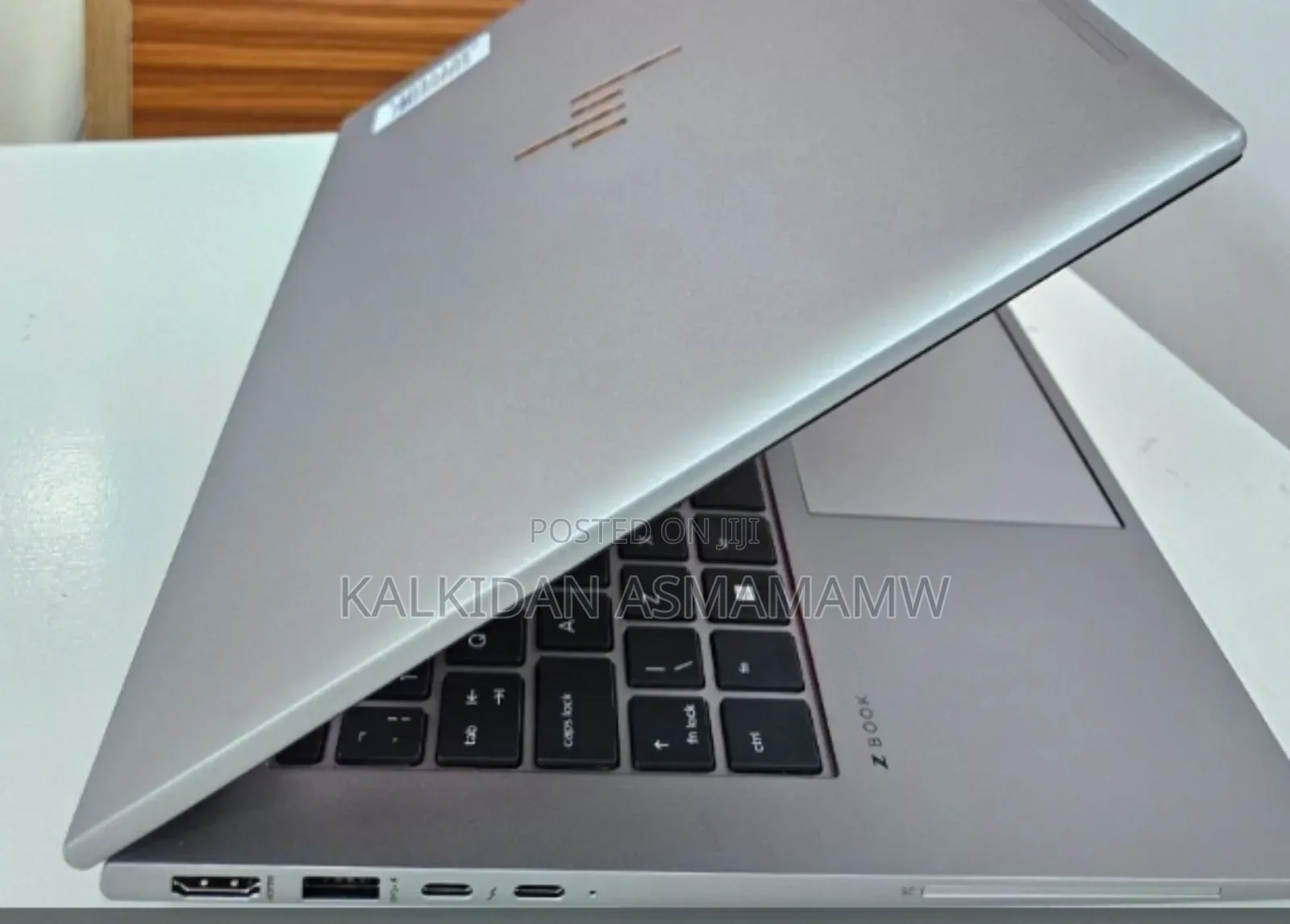 New Laptop HP ZBook Firefly 14 G10 16GB Intel Core i7 SSD 512GB
