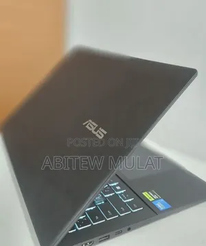 New Laptop Asus VivoBook 15 X505BA 16GB Intel Core 5 SSD 512GB