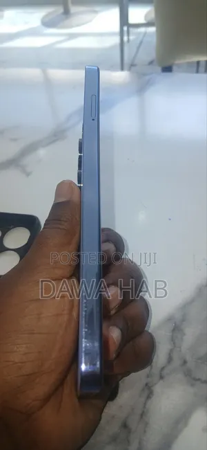 New Tecno Camon 20 256 GB Blue